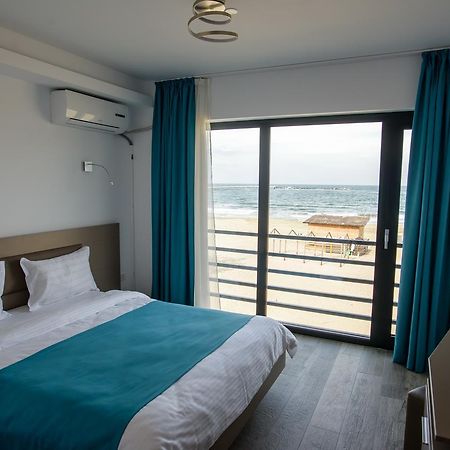 Belleview Suites Mamaia Exterior photo